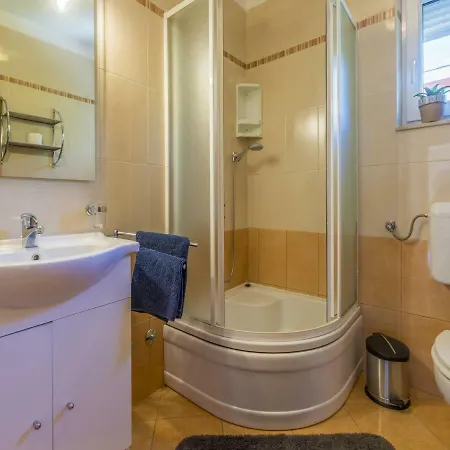 Bruno Apartment