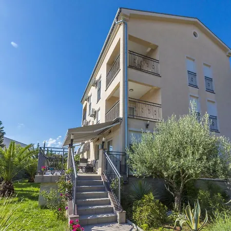 Bruno Apartment *